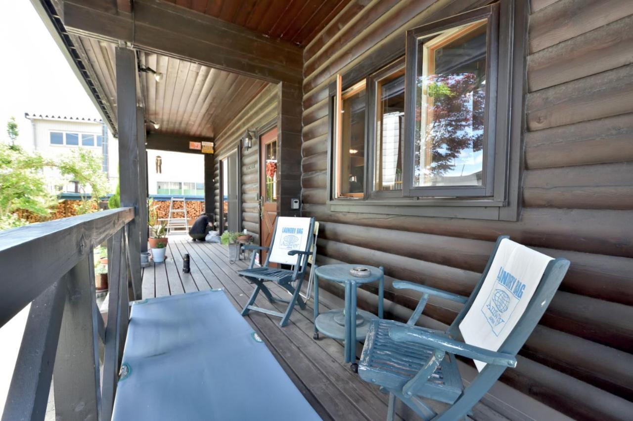 Carrefour Guesthouse カルフール ゲストハウス Toyama Station Exteriér fotografie