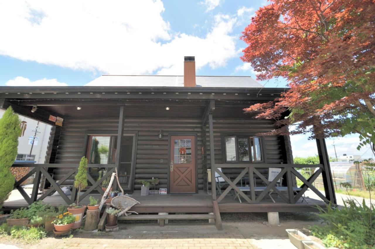 Carrefour Guesthouse カルフール ゲストハウス Toyama Station Exteriér fotografie